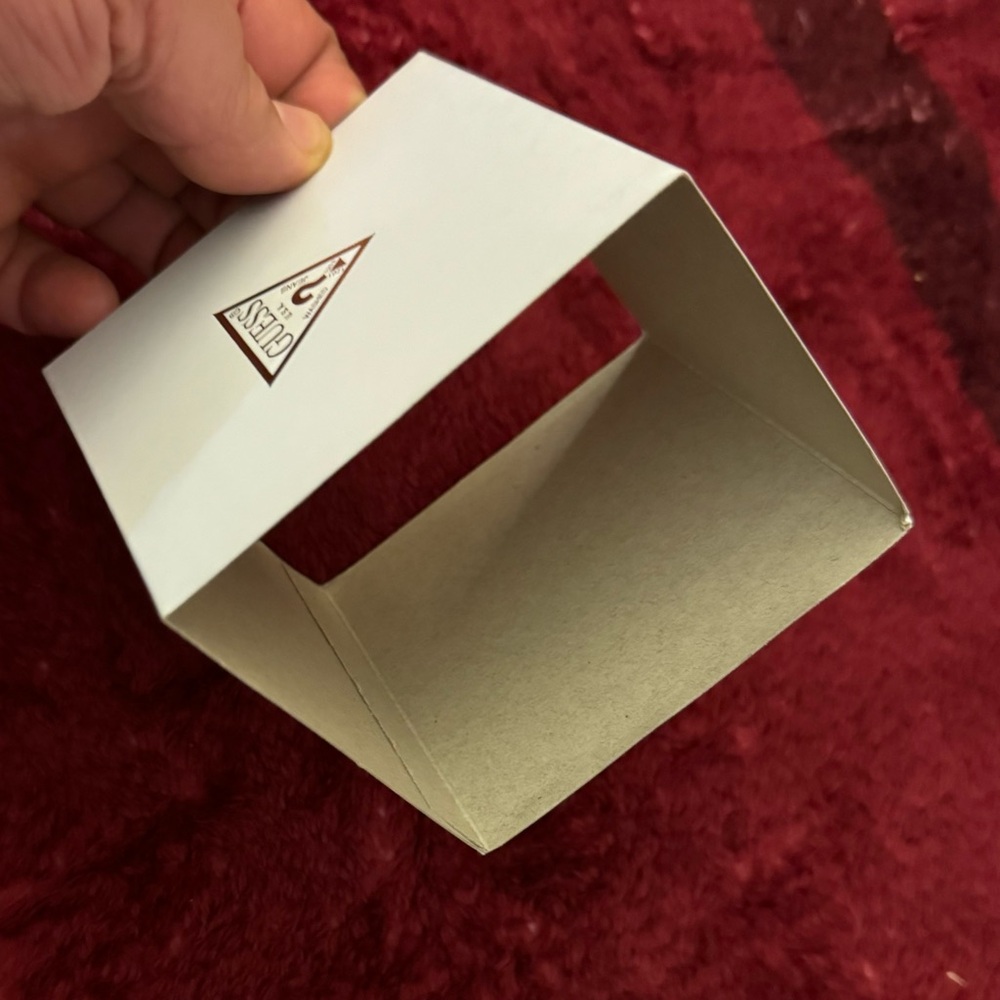 Four  Brand new Guess watch boxes - Picture 9 of 10